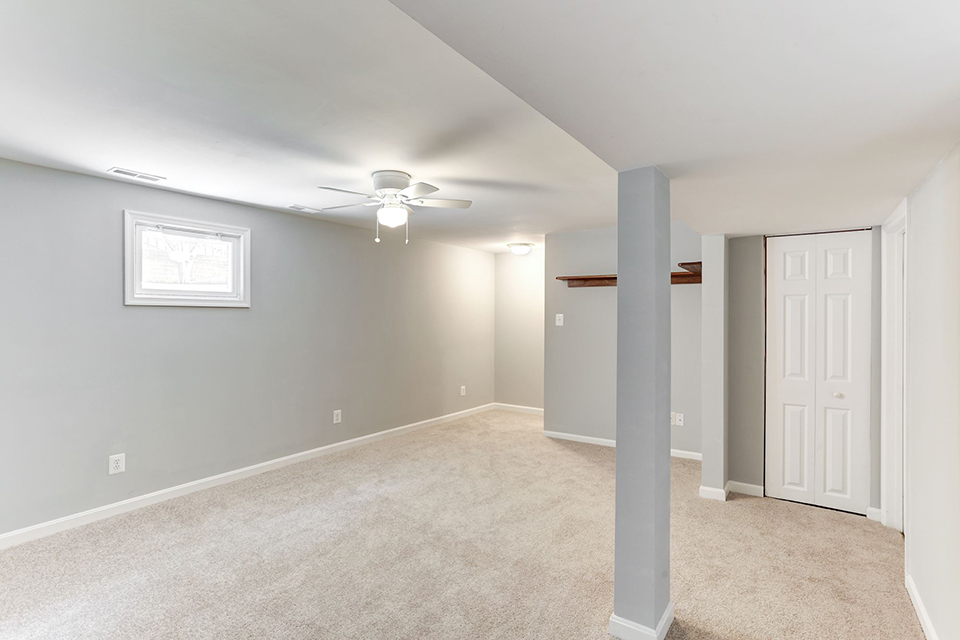 This spacious family room also doubles as a guest suite with attached full bath.