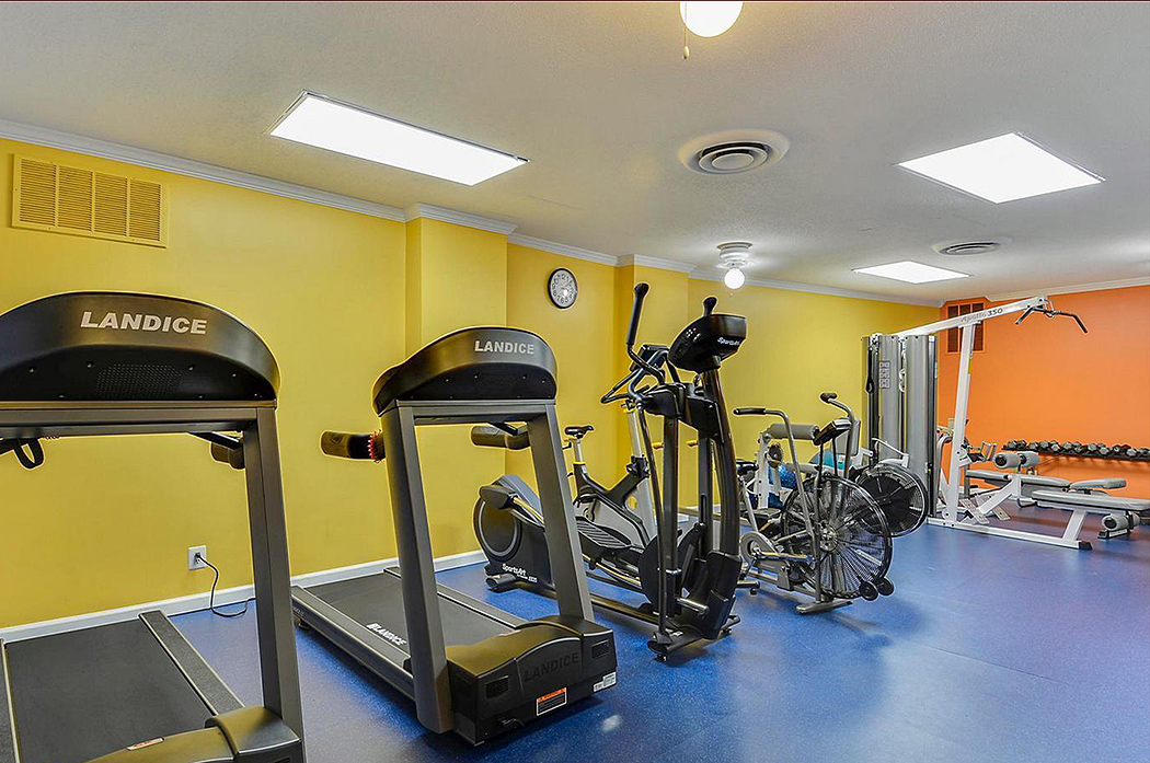 Complimentary fitness room at Parkside Plaza